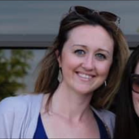 Meet your Posher, Kristen - Picture 3 of 3